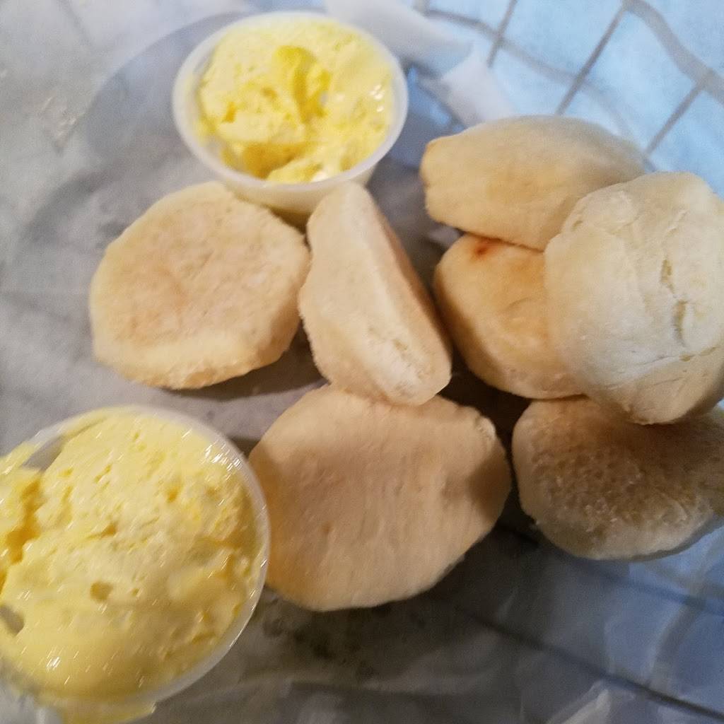 The Beacon Light Tea Room | restaurant | 6276 TN-100, Bon Aqua, TN 37025, USA | 9316703880 OR +1 931-670-3880