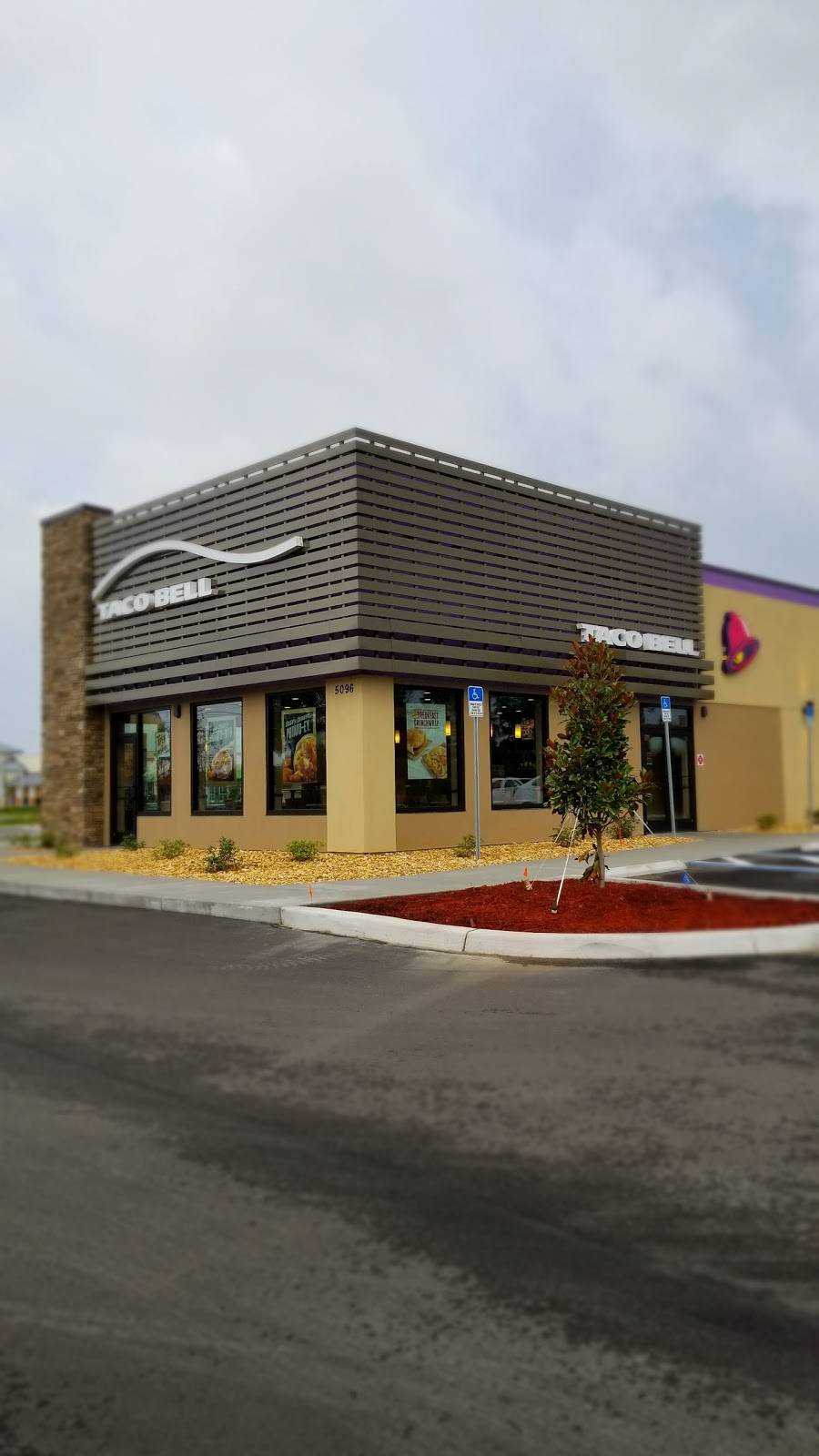 Taco Bell | meal takeaway | 5096 US 41, 19th Ave NW, Apollo Beach, FL 33572, USA | 8136413598 OR +1 813-641-3598