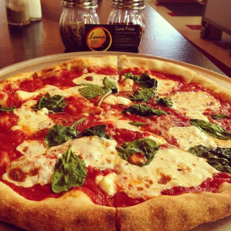 Luna Pizza | restaurant | 429 Main St, Three Bridges, NJ 08887, USA | 9082842321 OR +1 908-284-2321