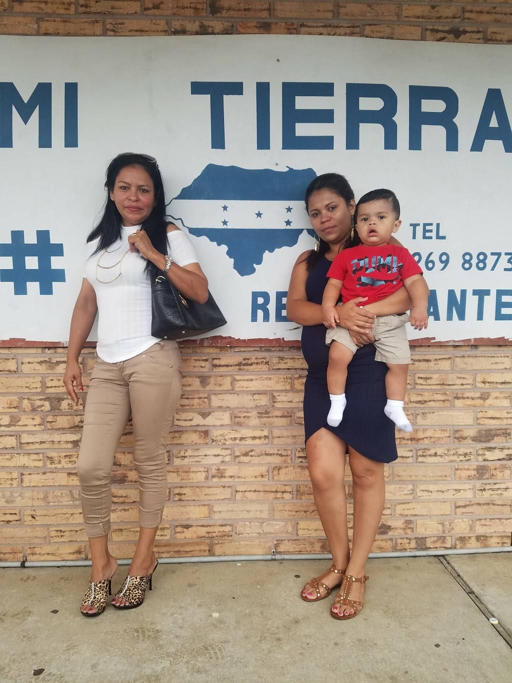 Mi Tierra Restaurante | restaurant | 1523 N Bertrand Dr, Lafayette, LA 70506, USA | 3372698873 OR +1 337-269-8873