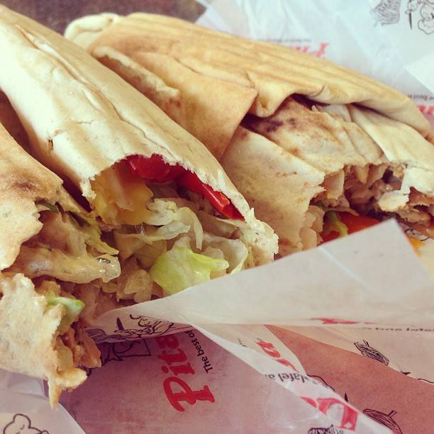 Pita Land | restaurant | 10045 Hurontario St, Brampton, ON L6Z 0E6, Canada | 9059708884 OR +1 905-970-8884