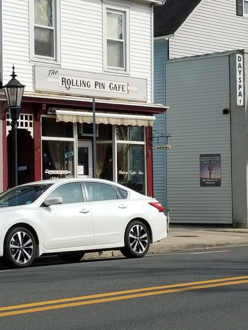 Rolling Pin Cafe | cafe | 341 Broadway, Westwood, NJ 07675, USA | 2016664660 OR +1 201-666-4660