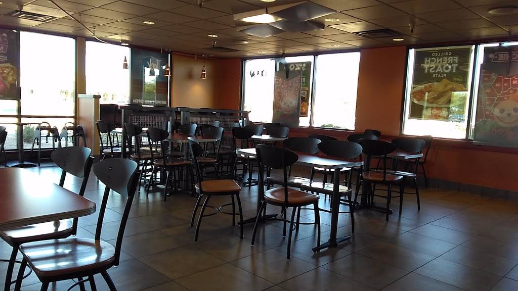 Jack in the Box | restaurant | 2090 N Arizona Ave, Chandler, AZ 85225, USA | 4808215671 OR +1 480-821-5671