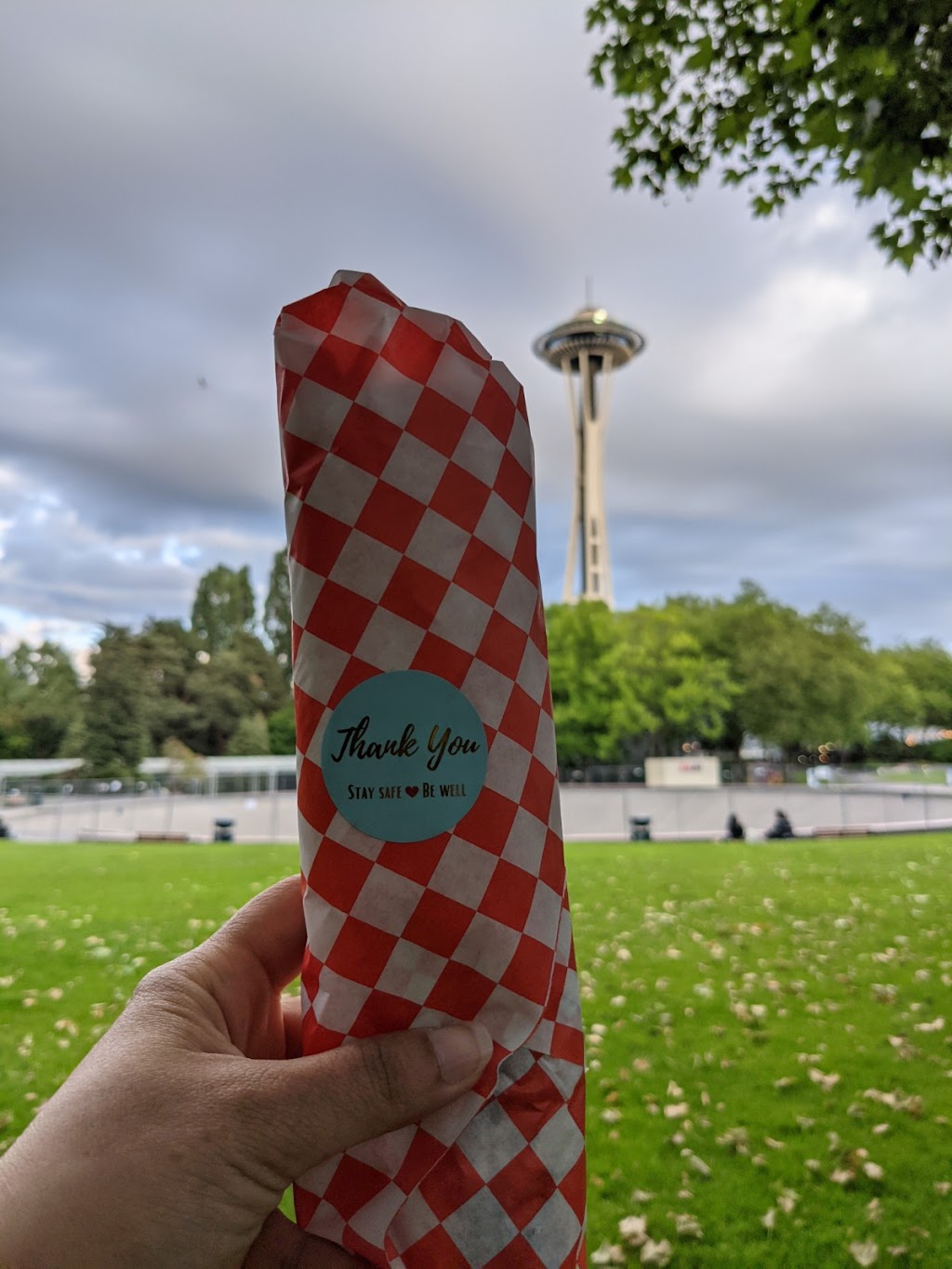 Mamas Shawarma | restaurant | 501 2nd Ave W #100, Seattle, WA 98119, USA | 2069818282 OR +1 206-981-8282