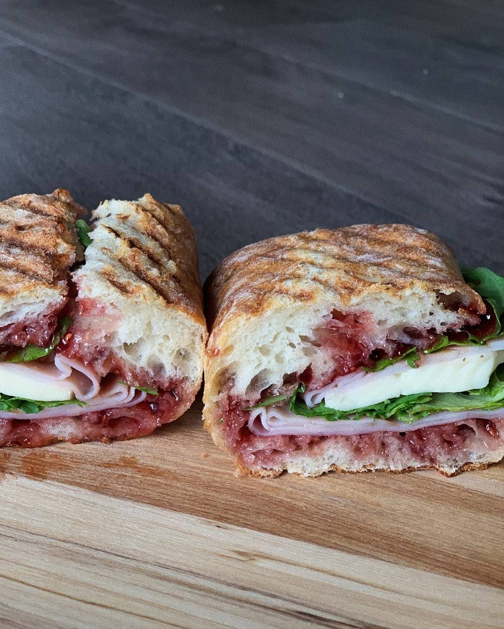 Greek Market Cafe | restaurant | 60 King Rd, Richmond Hill, ON L4E 0H9, Canada | 2892345500 OR +1 289-234-5500