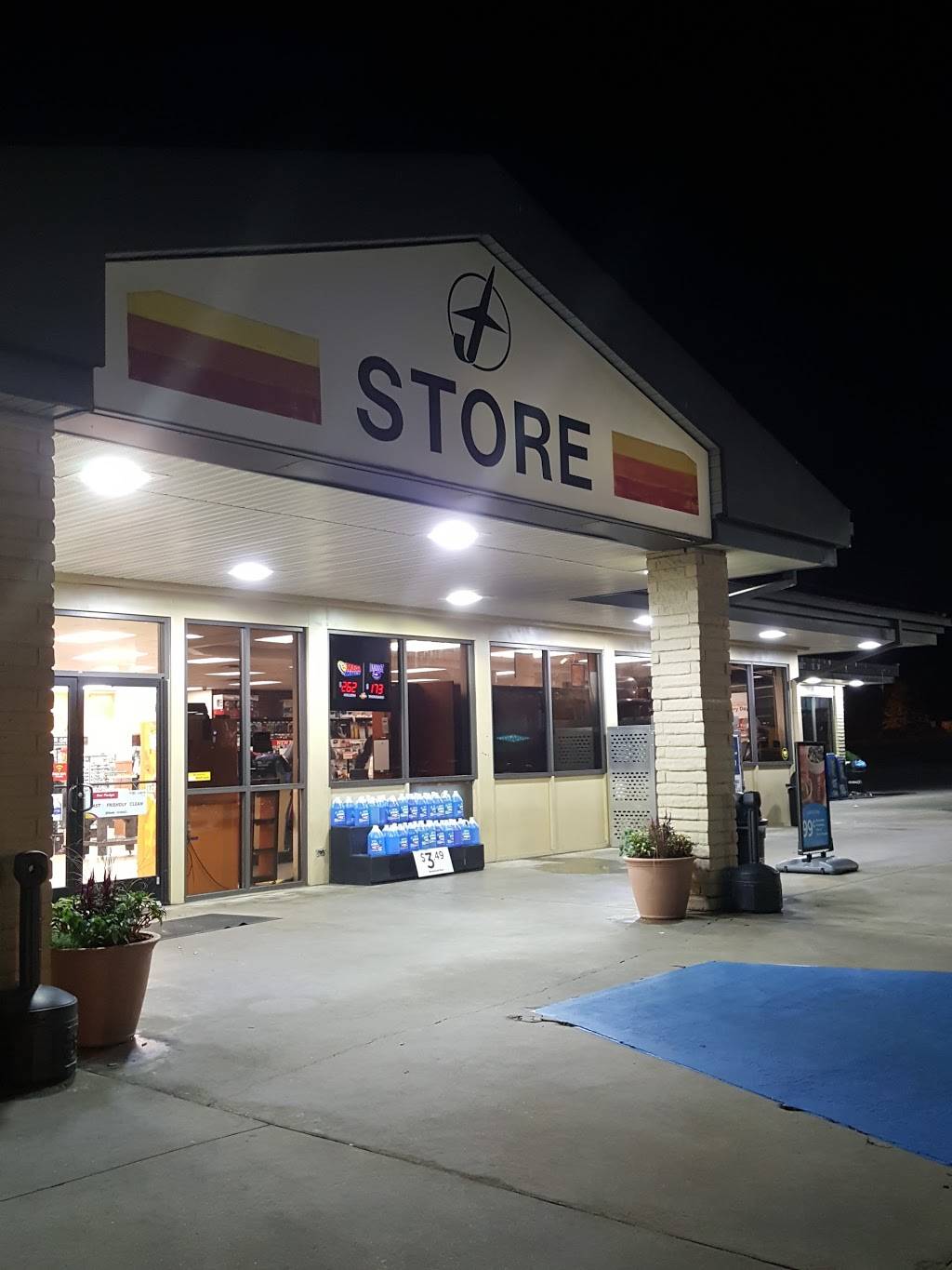 Flying J Travel Center | restaurant | 1125 Bucksnort Rd, Jackson, GA 30233, USA | 7707750138 OR +1 770-775-0138