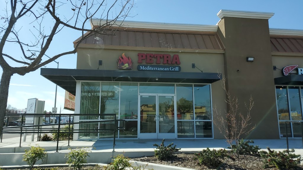 Petra Mediterranean Grill | restaurant | 5353 N Blackstone Ave Ste A, Fresno, CA 93710, USA | 5594493037 OR +1 559-449-3037