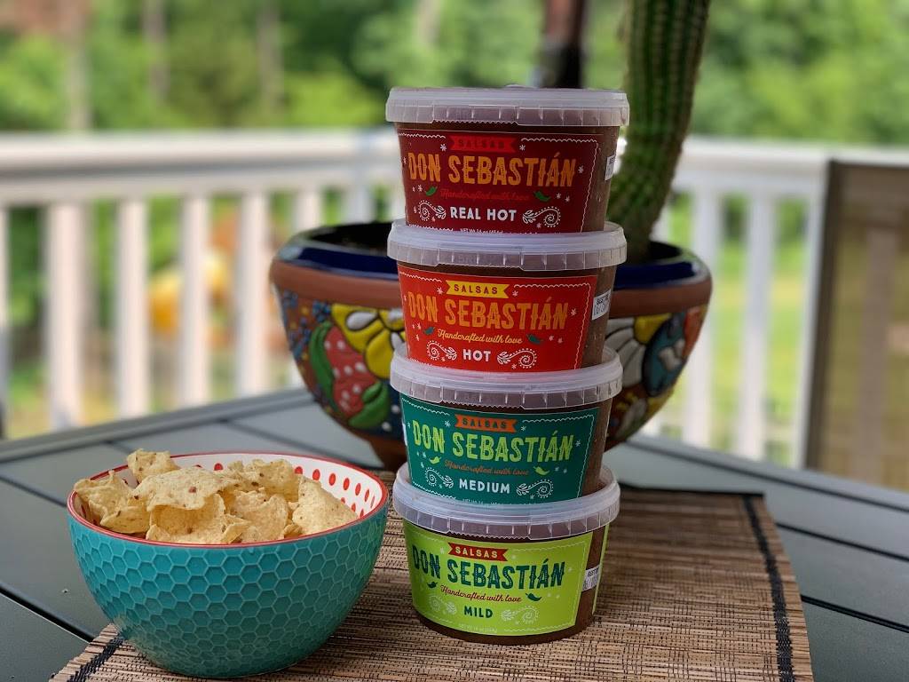 Salsas Don Sebastian | restaurant | 2940 Oak Lake Blvd, Midlothian, VA 23112, USA | 7039878299 OR +1 703-987-8299