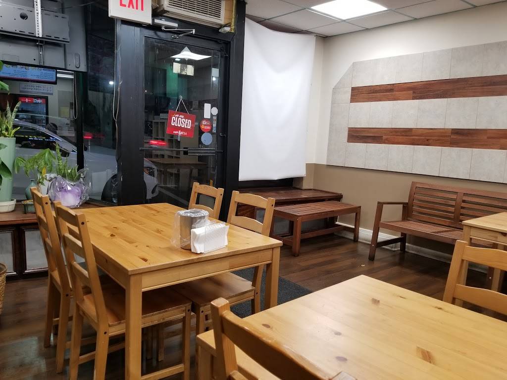 Daegu chicken | meal takeaway | 553 Main St, Fort Lee, NJ 07024, USA | 2013020949 OR +1 201-302-0949