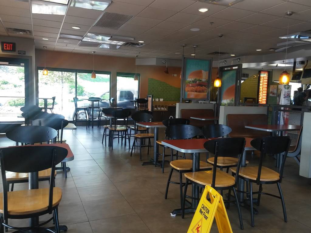 Jack in the Box | restaurant | 3690 New Center Point Blvd, Colorado Springs, CO 80922, USA | 7199005991 OR +1 719-900-5991