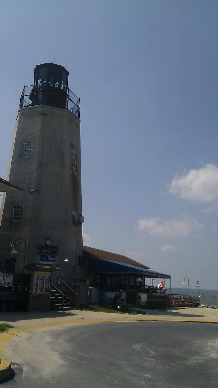 The Lighthouse | restaurant | 124 Dickinson St, Dewey Beach, DE 19971, USA | 3022274333 OR +1 302-227-4333