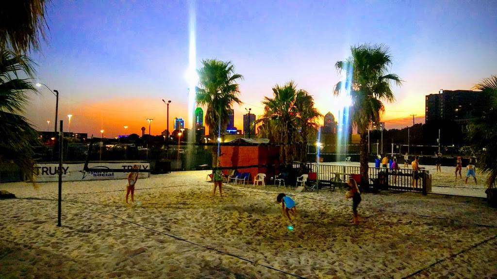 Sandbar Cantina | restaurant | 317 S 2nd Ave, Dallas, TX 75226, USA | 2146471424 OR +1 214-647-1424