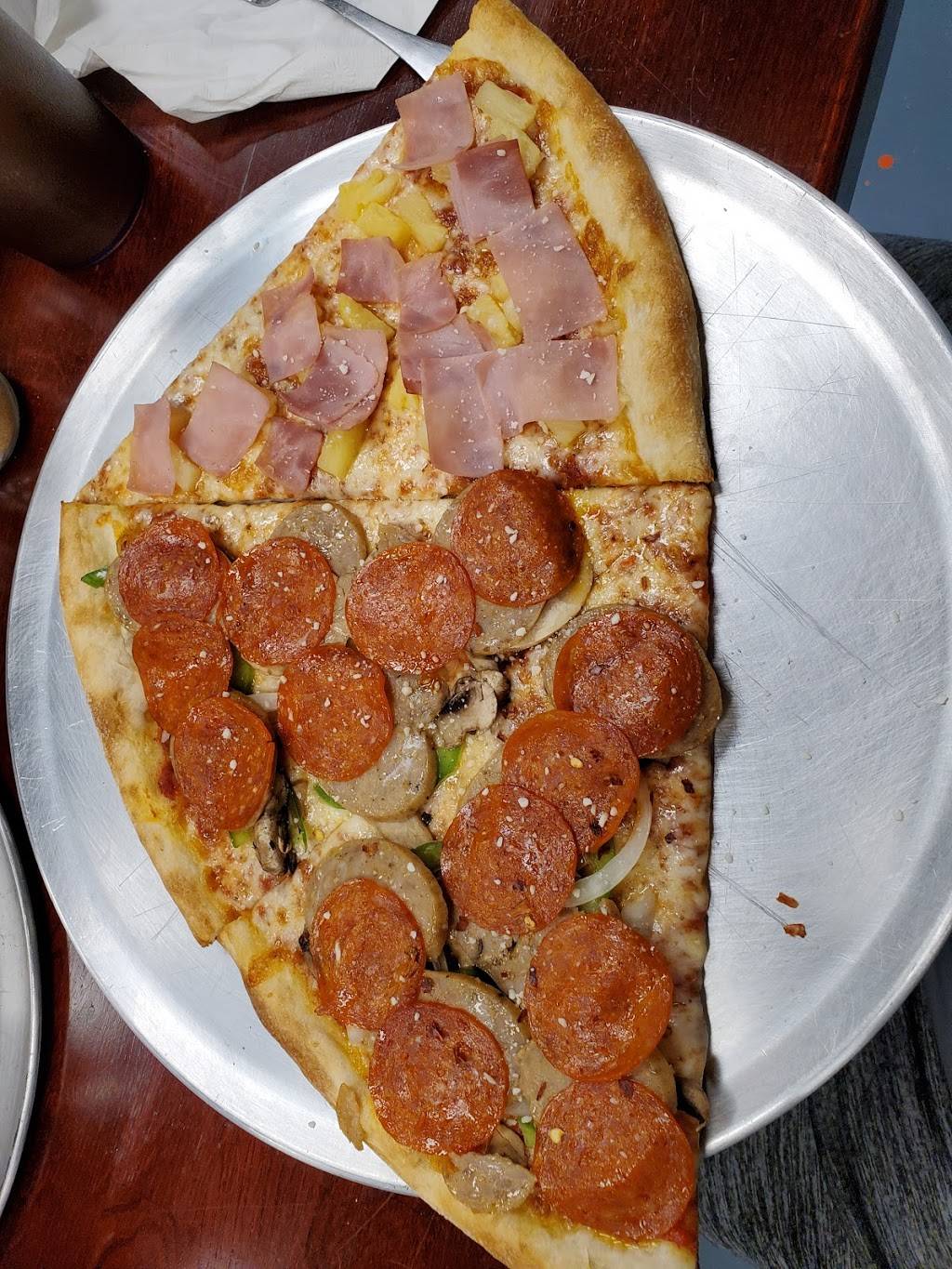 Zippoz Pizza | meal delivery | 3950 S US Hwy 17 92 #1024, Casselberry, FL 32707, USA | 4079605209 OR +1 407-960-5209