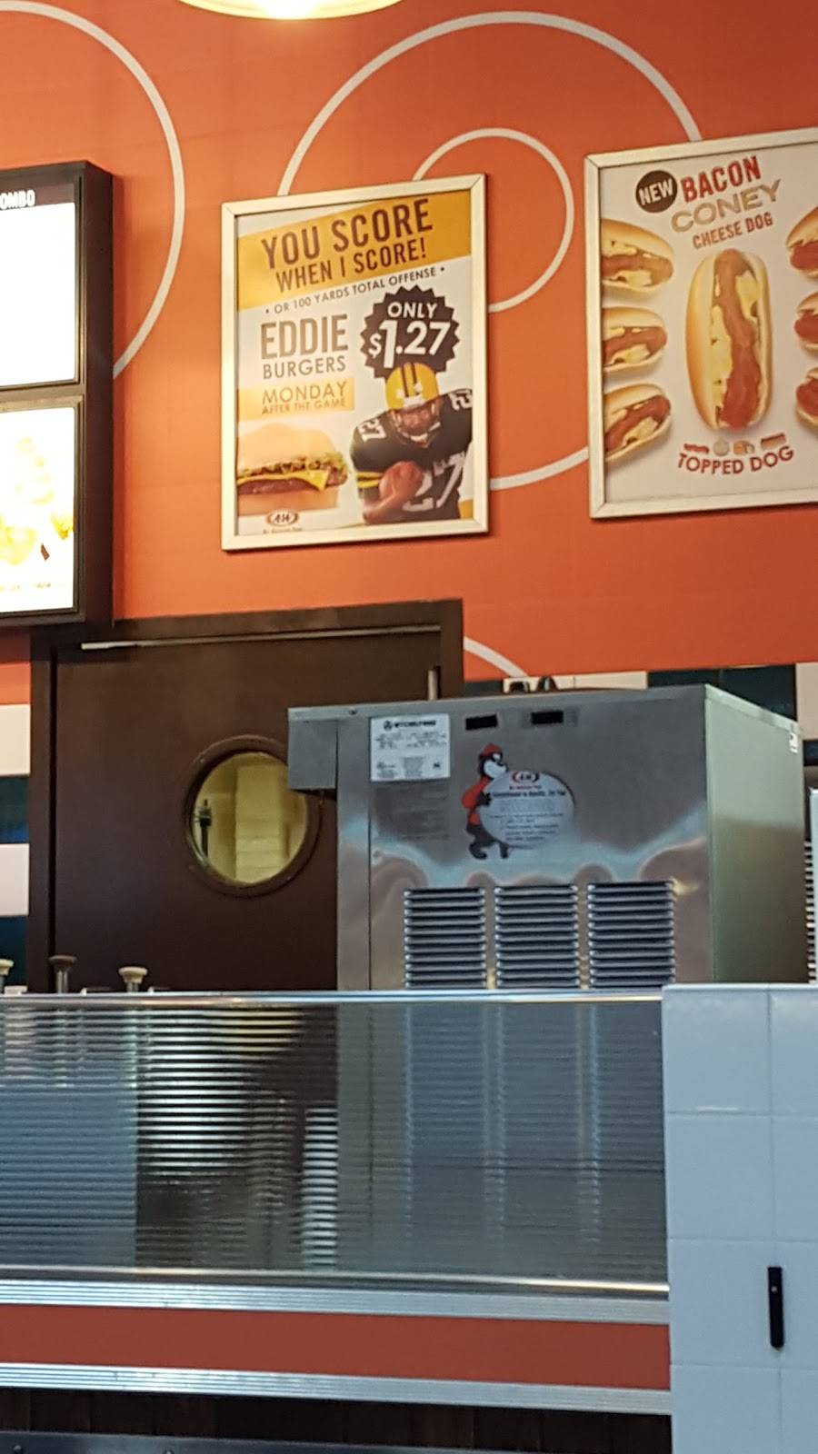 A&W Restaurant | restaurant | 217 Bay Park Square, Green Bay, WI 54304, USA | 9204908563 OR +1 920-490-8563