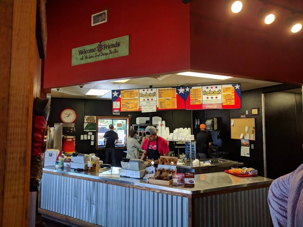 Bodacious Bar-B-Q | restaurant | 1005 US-79, Henderson, TX 75652, USA | 9036579999 OR +1 903-657-9999