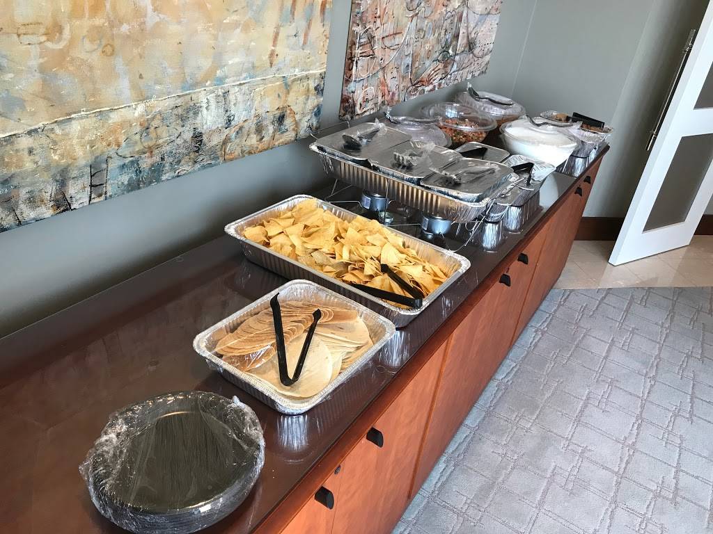 Fast Burrito Mexican Grill | restaurant | 111 Monument Cir #120, Indianapolis, IN 46204, USA | 3179178090 OR +1 317-917-8090