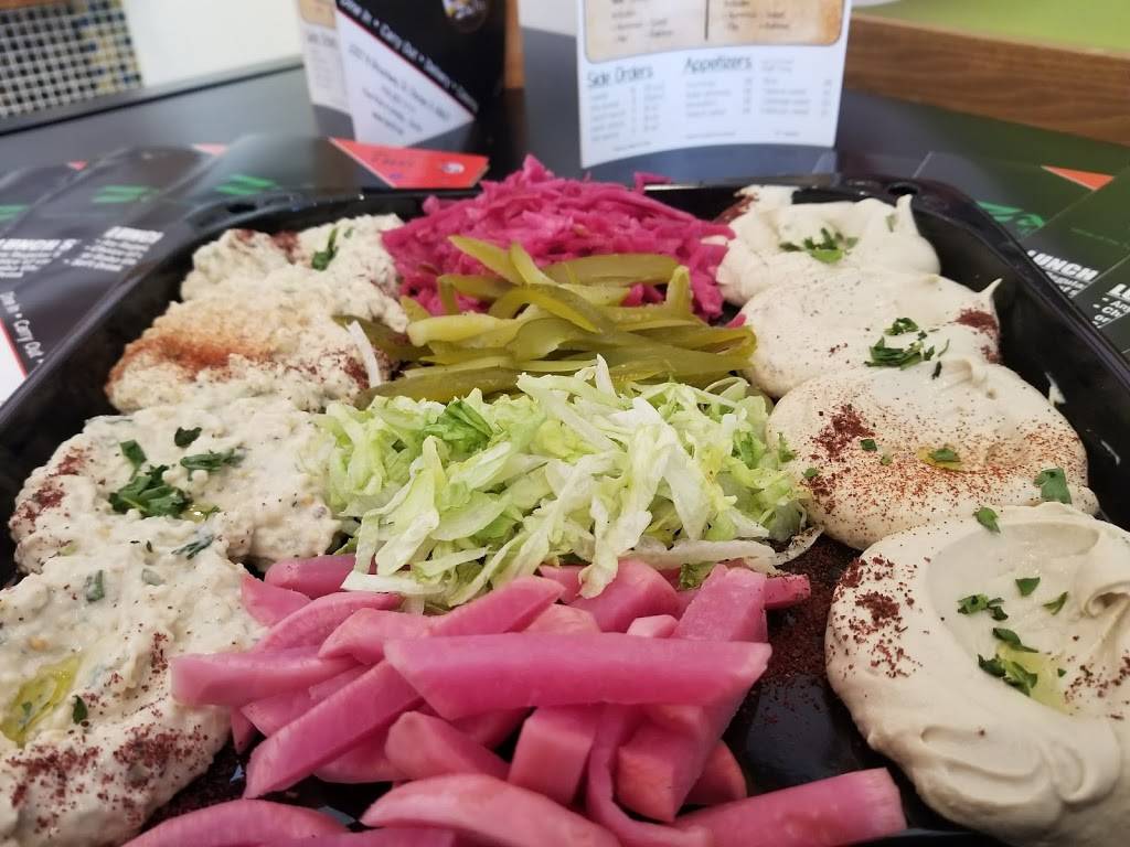 Zachi Express | restaurant | 3202 N Broadway, Chicago, IL 60657, USA | 7733271111 OR +1 773-327-1111