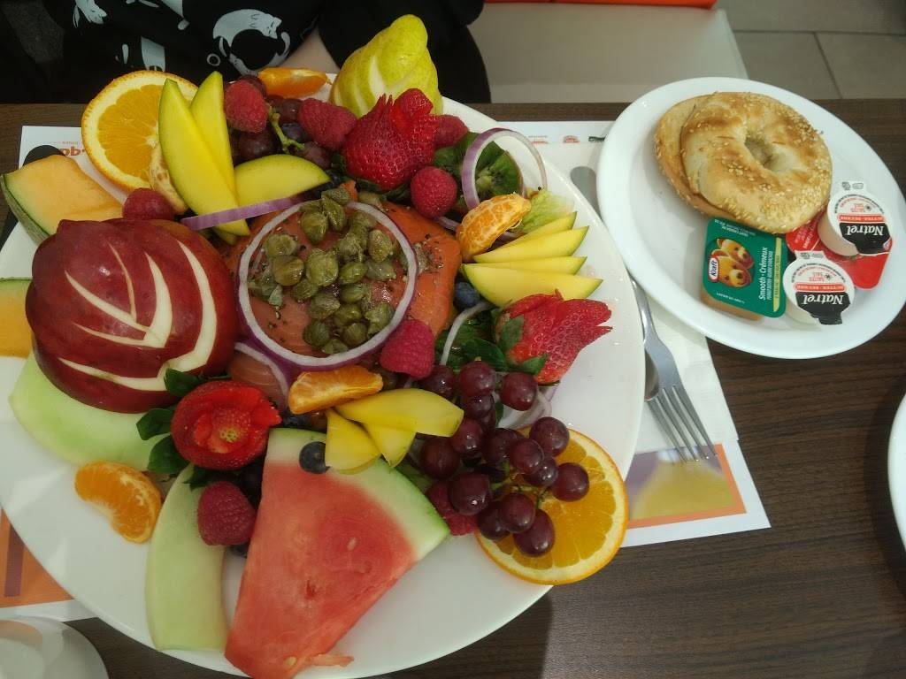 Eggsquis Drummondville 2 | restaurant | 510 des, Rue des Forges, Drummondville, QC J2B 0E4, Canada | 8194756969 OR +1 819-475-6969