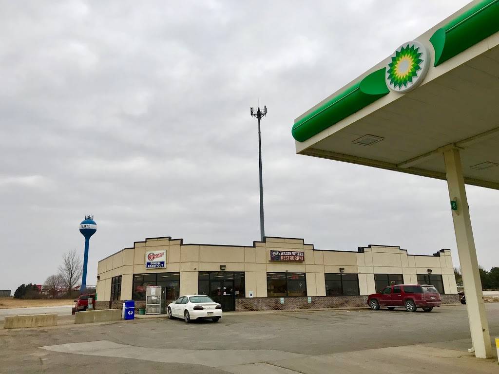 Ricks Wagon Wheel Restaurant | restaurant | 68 Monroe St, Floyd, IA 50435, USA | 6413982390 OR +1 641-398-2390