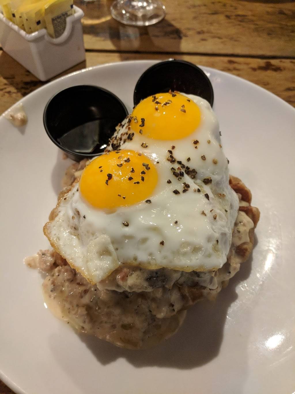 Granville Moores | restaurant | 1238 H St NE, Washington, DC 20002, USA | 2023992546 OR +1 202-399-2546