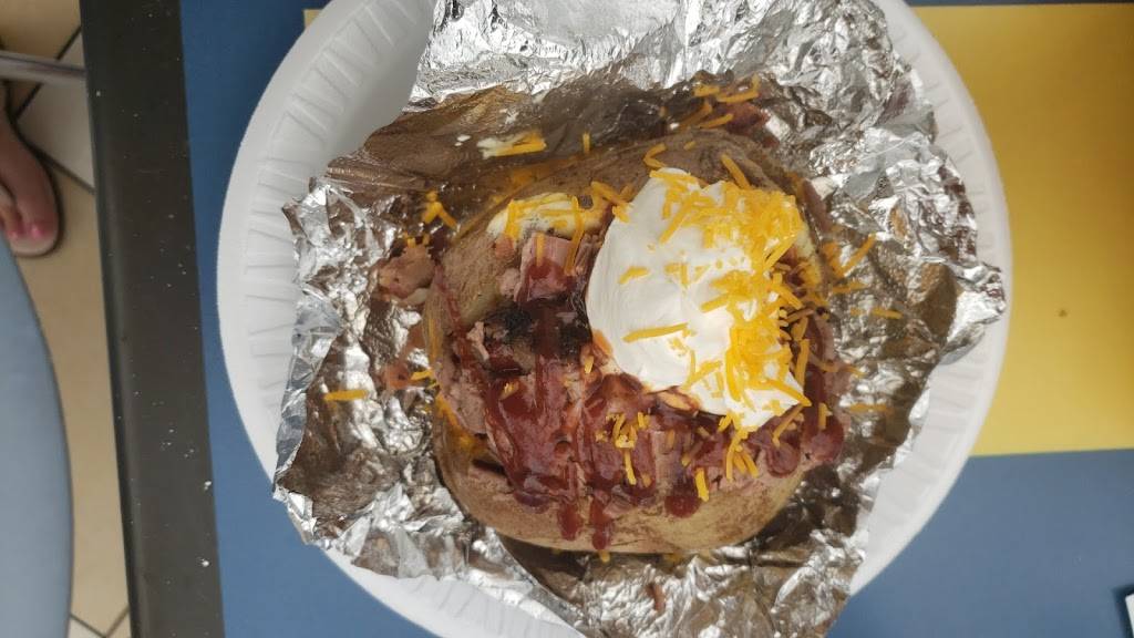 Grill N Shout BBQ | restaurant | 6909 N Loop 1604 E #2069, San Antonio, TX 78247, USA | 2107767768 OR +1 210-776-7768