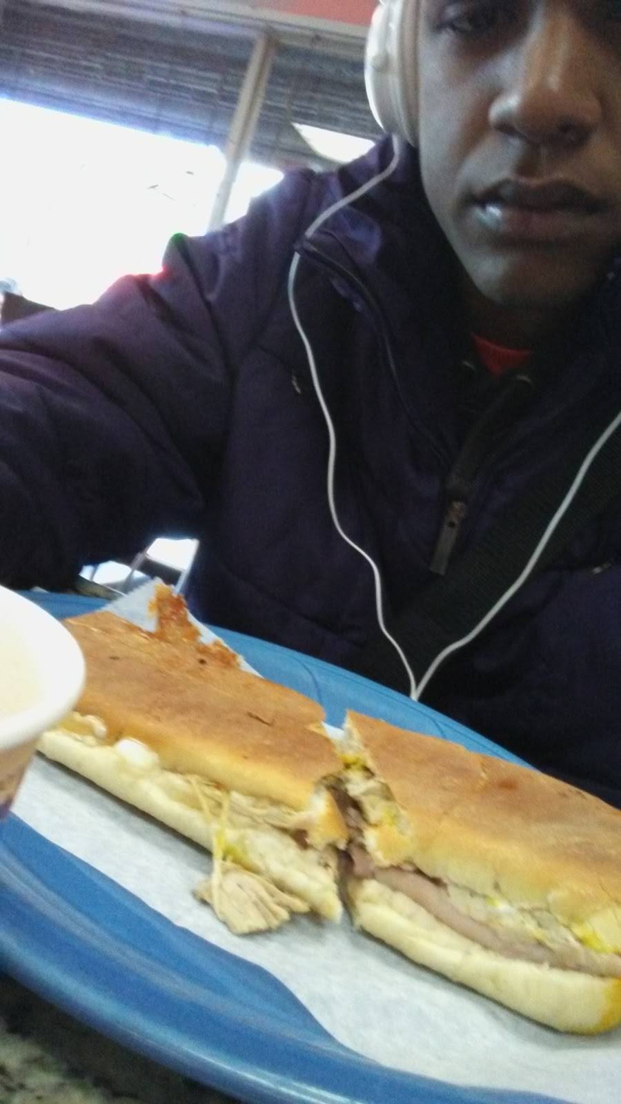 Rincon Español Restaurant | restaurant | 325 45th St, Union City, NJ 07087, USA | 2018642488 OR +1 201-864-2488