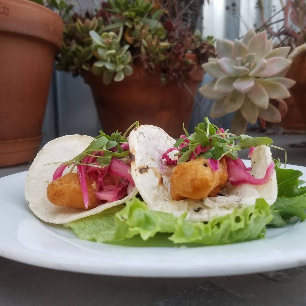 Blue Star | restaurant | 2200 E 15th St, Los Angeles, CA 90021, USA | 2136272022 OR +1 213-627-2022