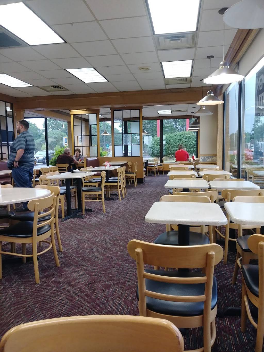 Wendys | restaurant | 913 N Wisner St, Jackson, MI 49202, USA | 5177844000 OR +1 517-784-4000