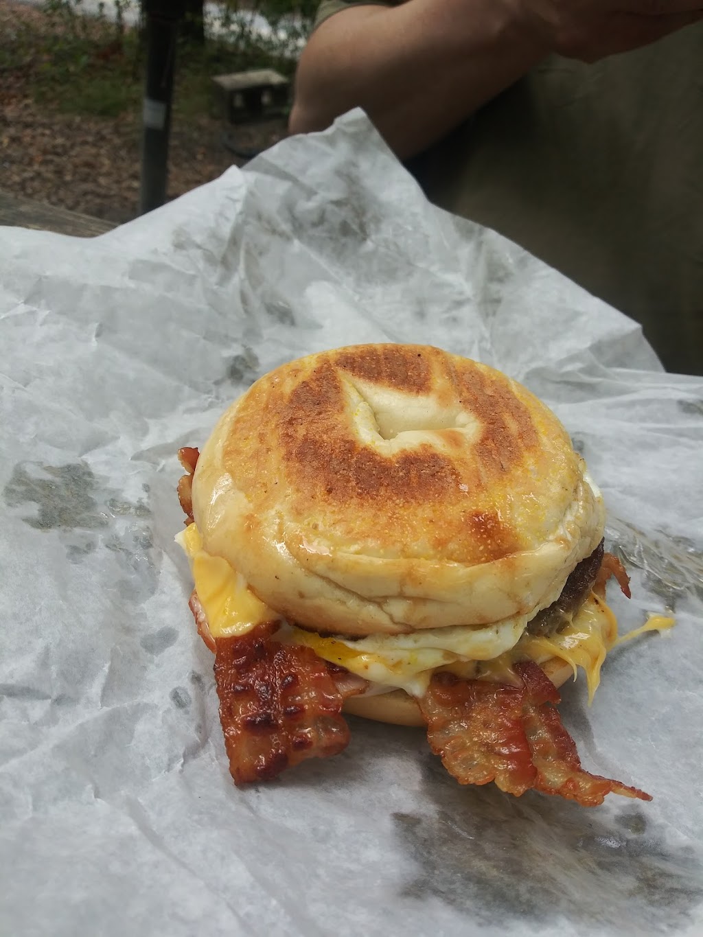 The Ginnie Deli | restaurant | 7300 Ginne Springs Rd, High Springs, FL 32643, USA | 3864542831 OR +1 386-454-2831