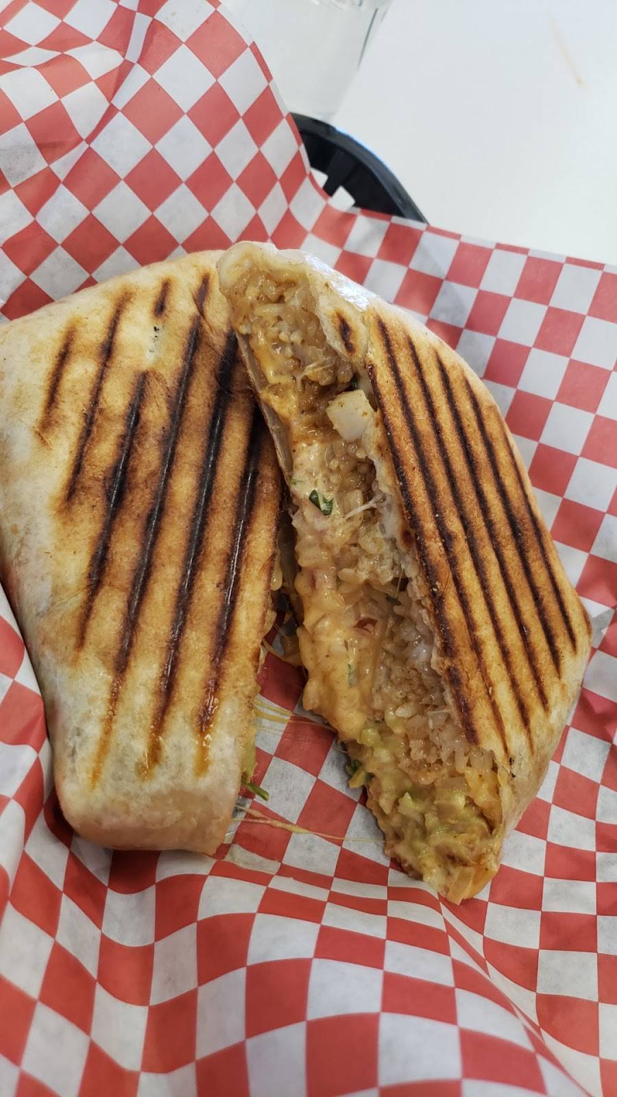 2 Krzy Grill | restaurant | Beaumont, CA 92223, USA | 9518458089 OR +1 951-845-8089