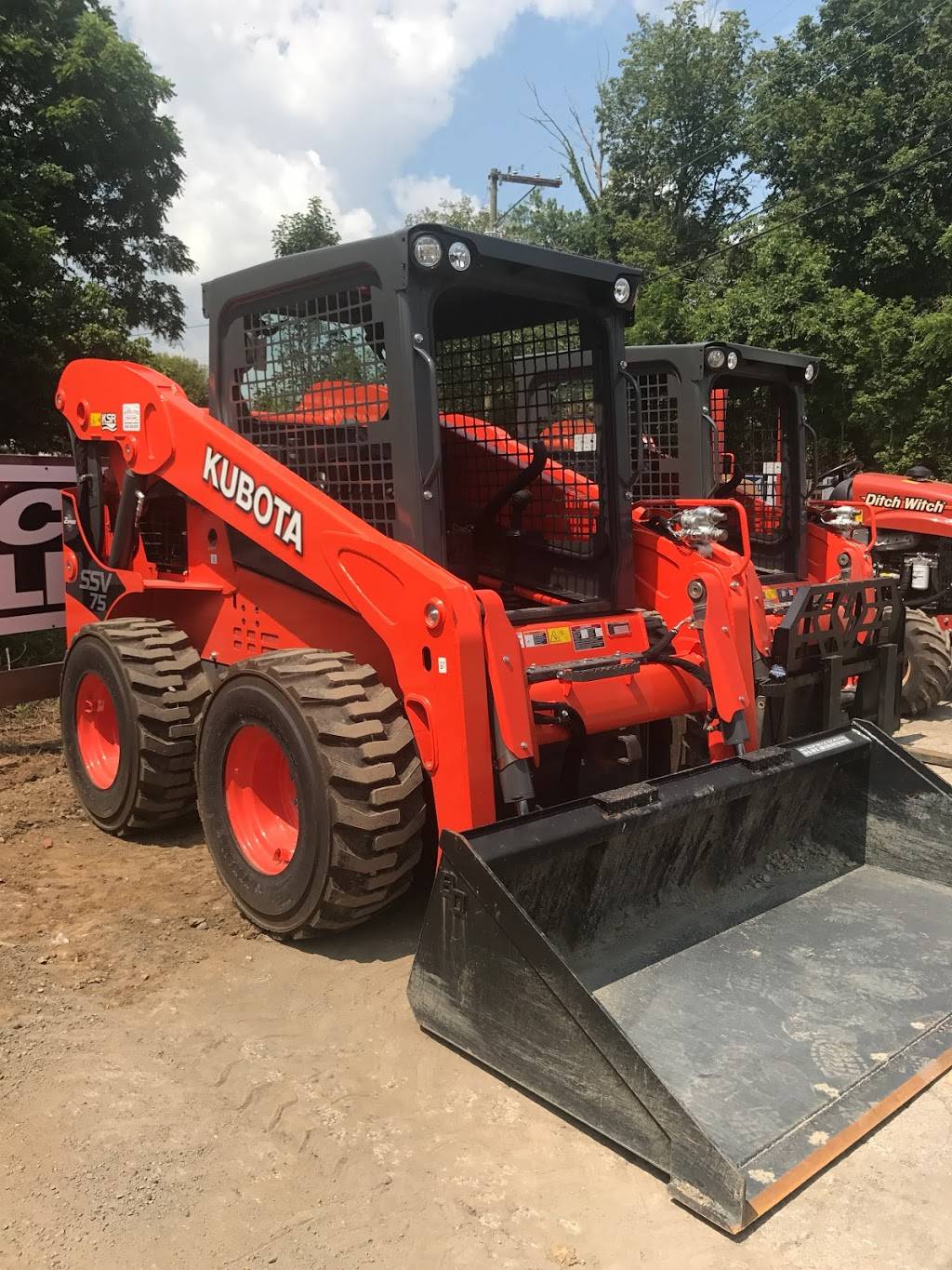 Saint Clair General Store and Farm Supply | meal takeaway | 1323 TN-113, Bulls Gap, TN 37711, USA | 4232352370 OR +1 423-235-2370