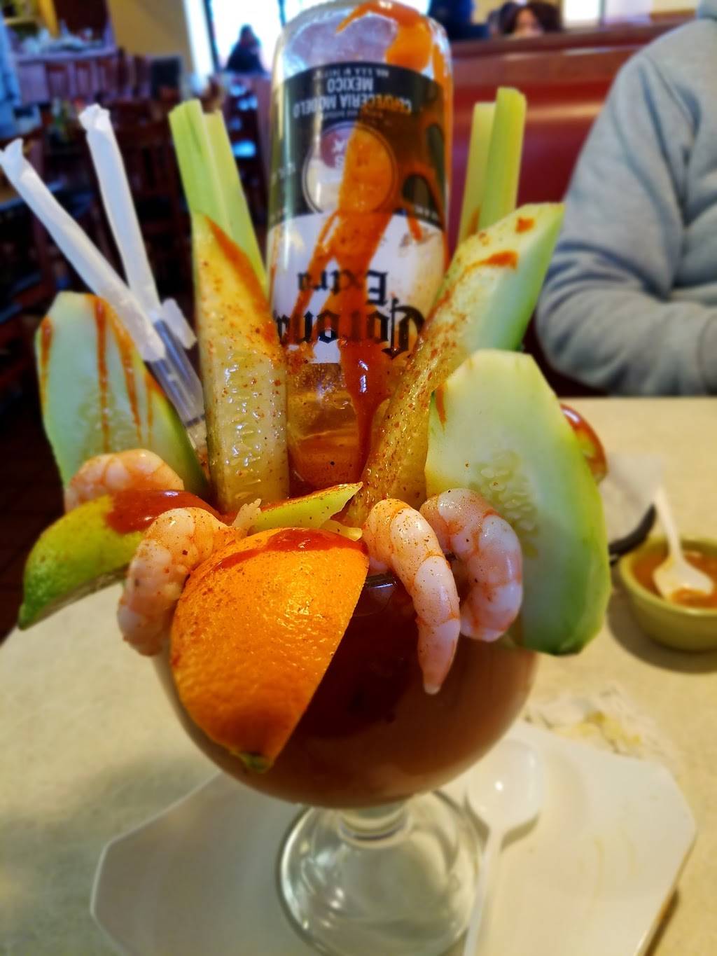 Su Taqueria El Rey Del Taco y Sus Mariscos | restaurant | 7138 N Clark St, Chicago, IL 60626, USA | 7732749004 OR +1 773-274-9004