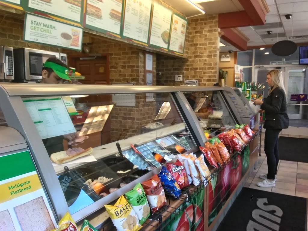 Subway | restaurant | 400 North Orleans #1 South Store Orleans 400 Plaza, Chicago, IL 60610, USA | 3123210900 OR +1 312-321-0900