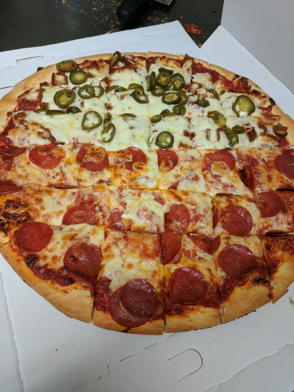 Contes Pizza | restaurant | 8512 S Pulaski Rd, Chicago, IL 60652, USA | 7735824111 OR +1 773-582-4111