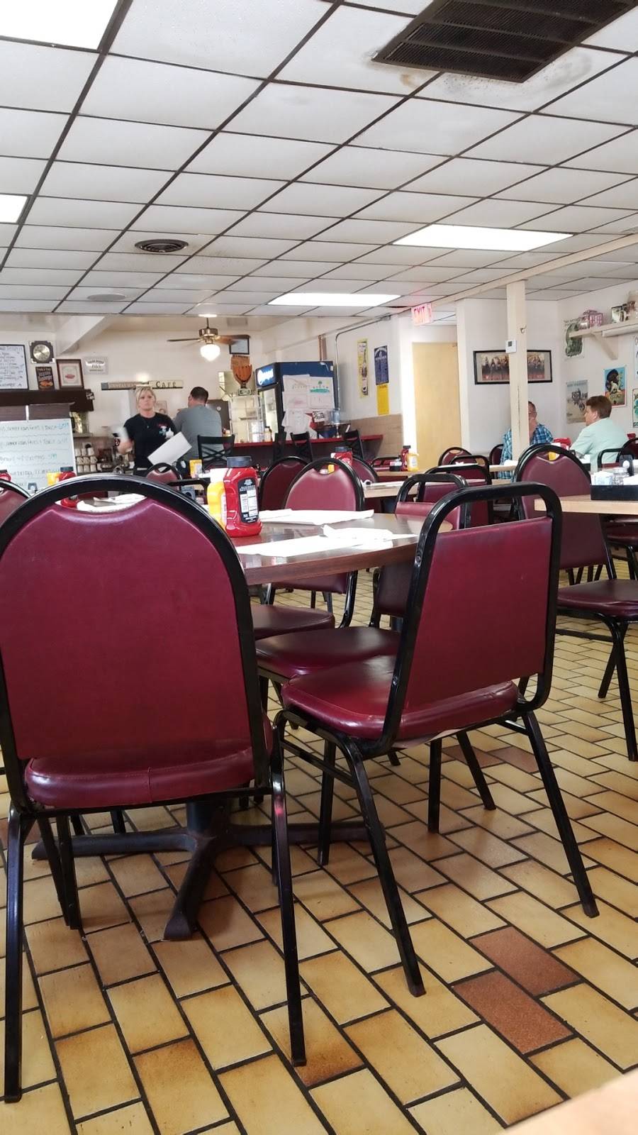 Carlos Restaurant | restaurant | 2060 W Station St, Kankakee, IL 60901, USA | 8159322924 OR +1 815-932-2924