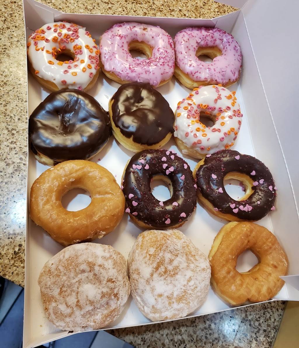 Dunkin | bakery | 1146 N University Dr, Coral Springs, FL 33071, USA | 9543454199 OR +1 954-345-4199