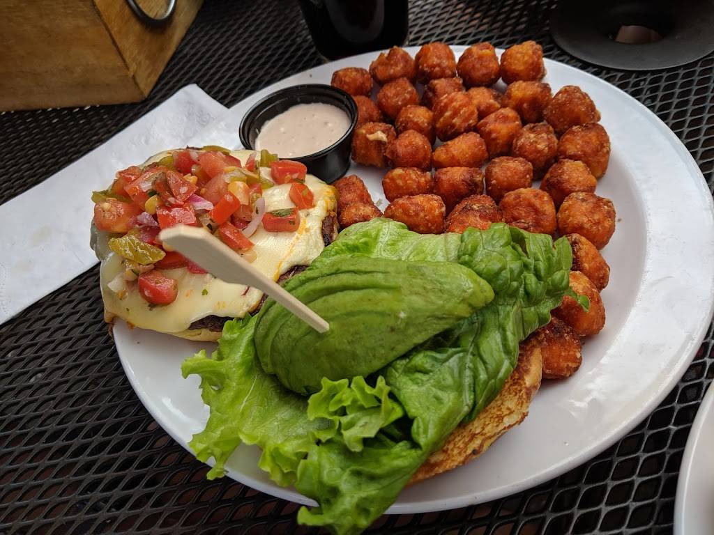 California Burger Company | restaurant | 1001 Heavenly Village Way #2b, South Lake Tahoe, CA 96150, USA | 5303148404 OR +1 530-314-8404