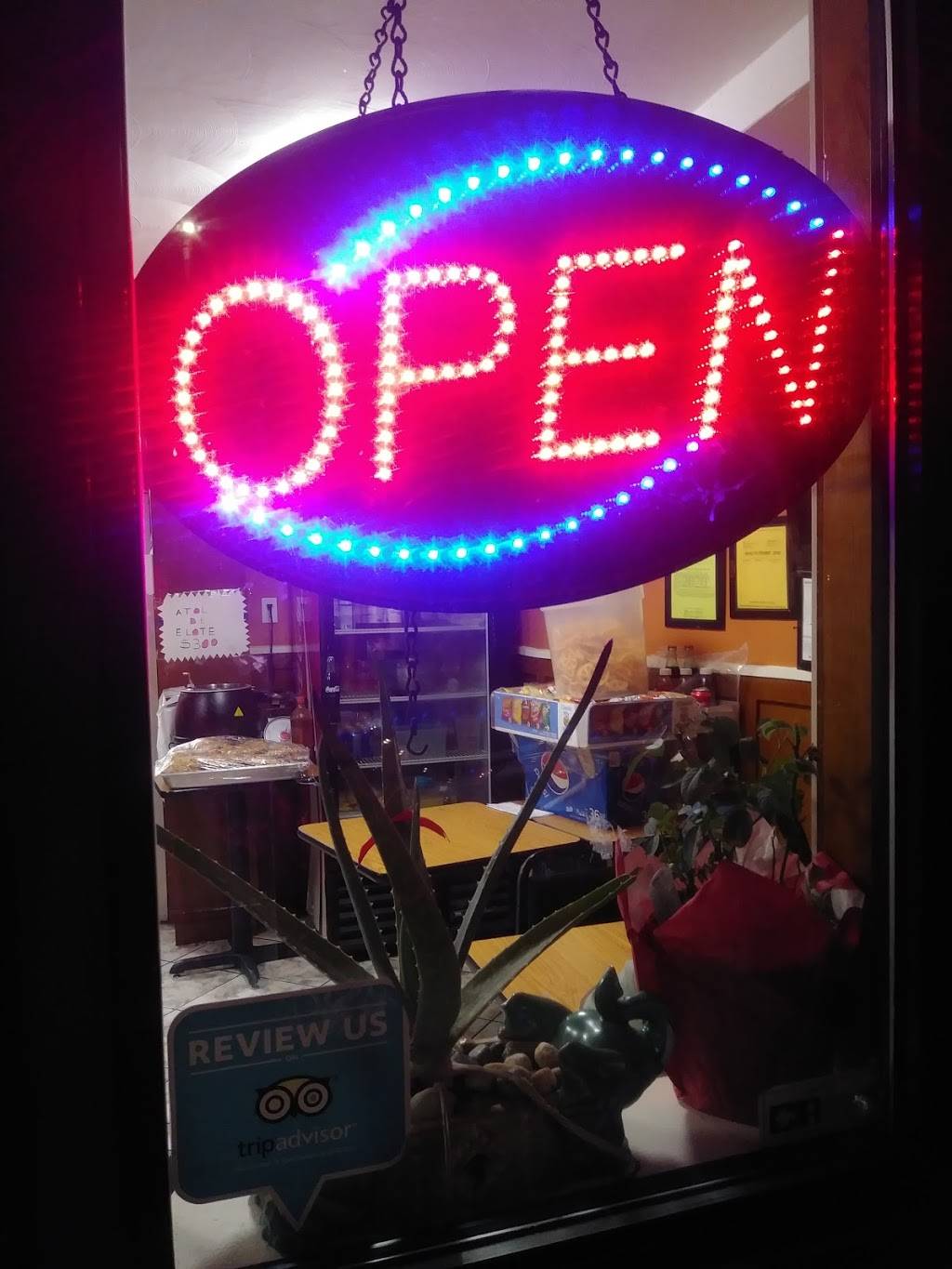 Taqueria y pupuseria cancun | restaurant | 88 Chelsea St, Boston, MA 02128, USA | 6175696162 OR +1 617-569-6162