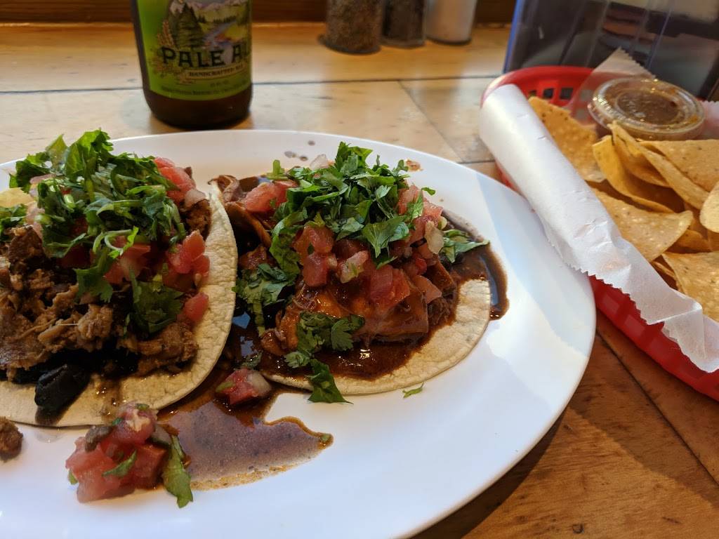 La Corneta Taqueria | restaurant | 2834 Diamond St, San Francisco, CA 94131, USA | 4154698757 OR +1 415-469-8757