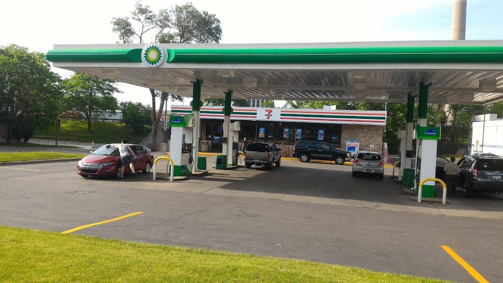 BP | restaurant | 2216 University Ave, Madison, WI 53726, USA | 6082339975 OR +1 608-233-9975