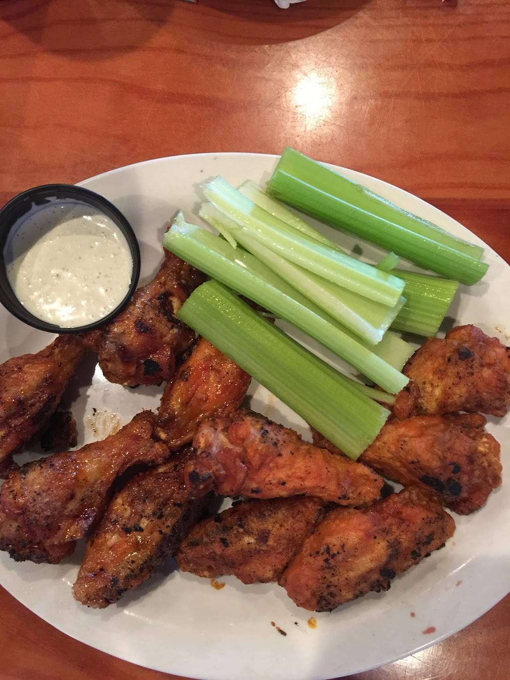 Gators Dockside Lake Mary | restaurant | 4349 W Lake Mary Blvd, Lake Mary, FL 32746, USA | 4073302557 OR +1 407-330-2557