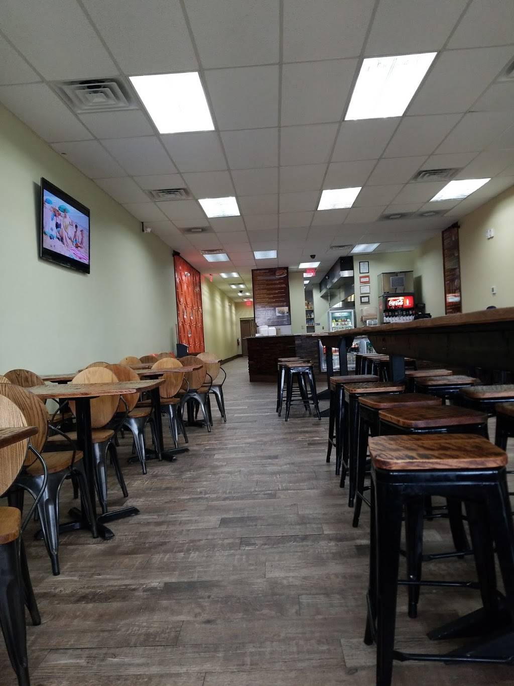 Crisp & Juicy | restaurant | 14408 Jefferson Davis Hwy, Woodbridge, VA 22191, USA | 5714272937 OR +1 571-427-2937