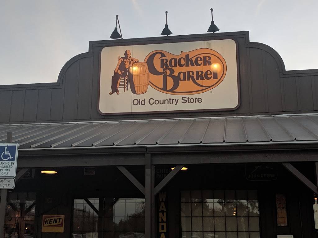 Cracker Barrel Old Country Store | restaurant | 9450 US-441, Leesburg, FL 34788, USA | 3523158447 OR +1 352-315-8447
