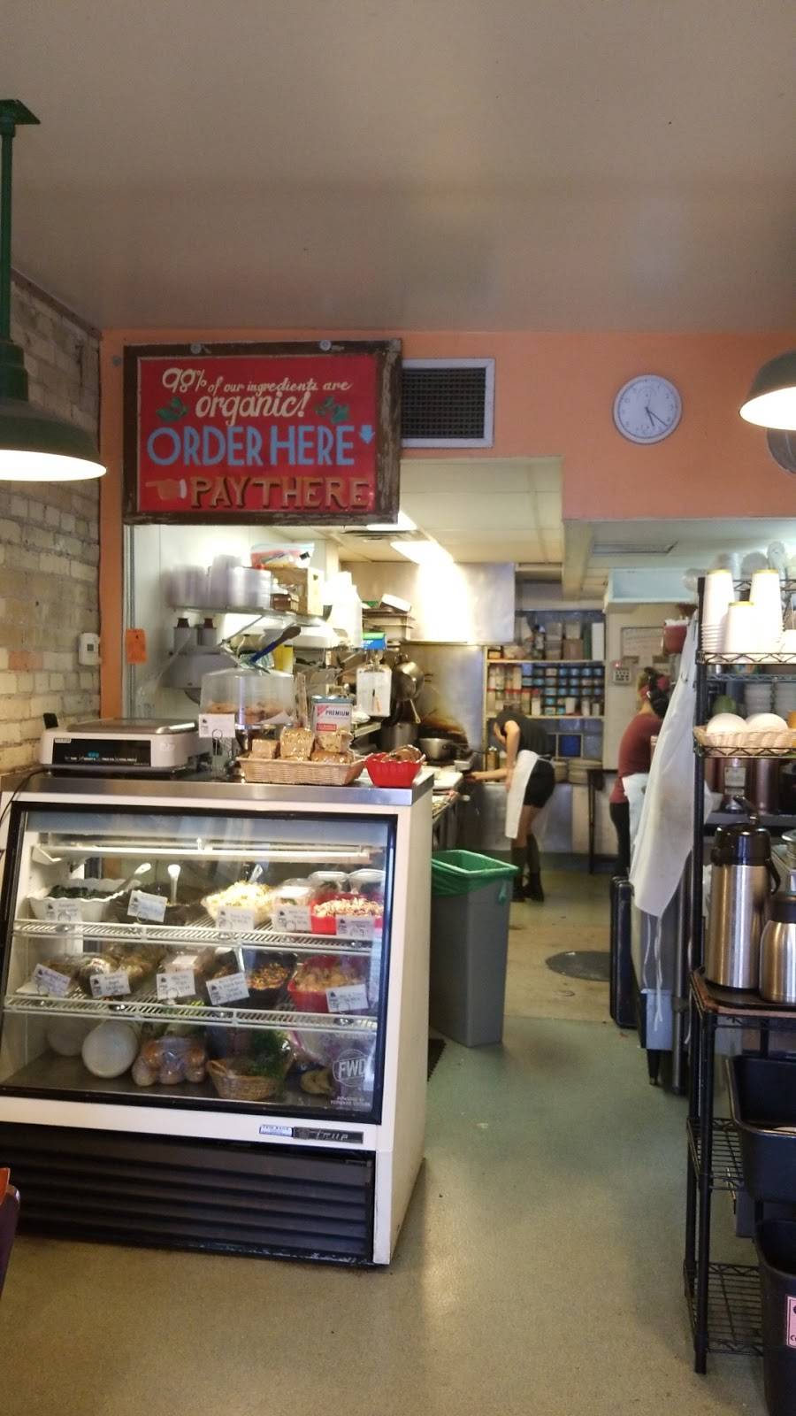 Riverwest Co-Op | restaurant | 733 E Clarke St, Milwaukee, WI 53212, USA | 4142647933 OR +1 414-264-7933