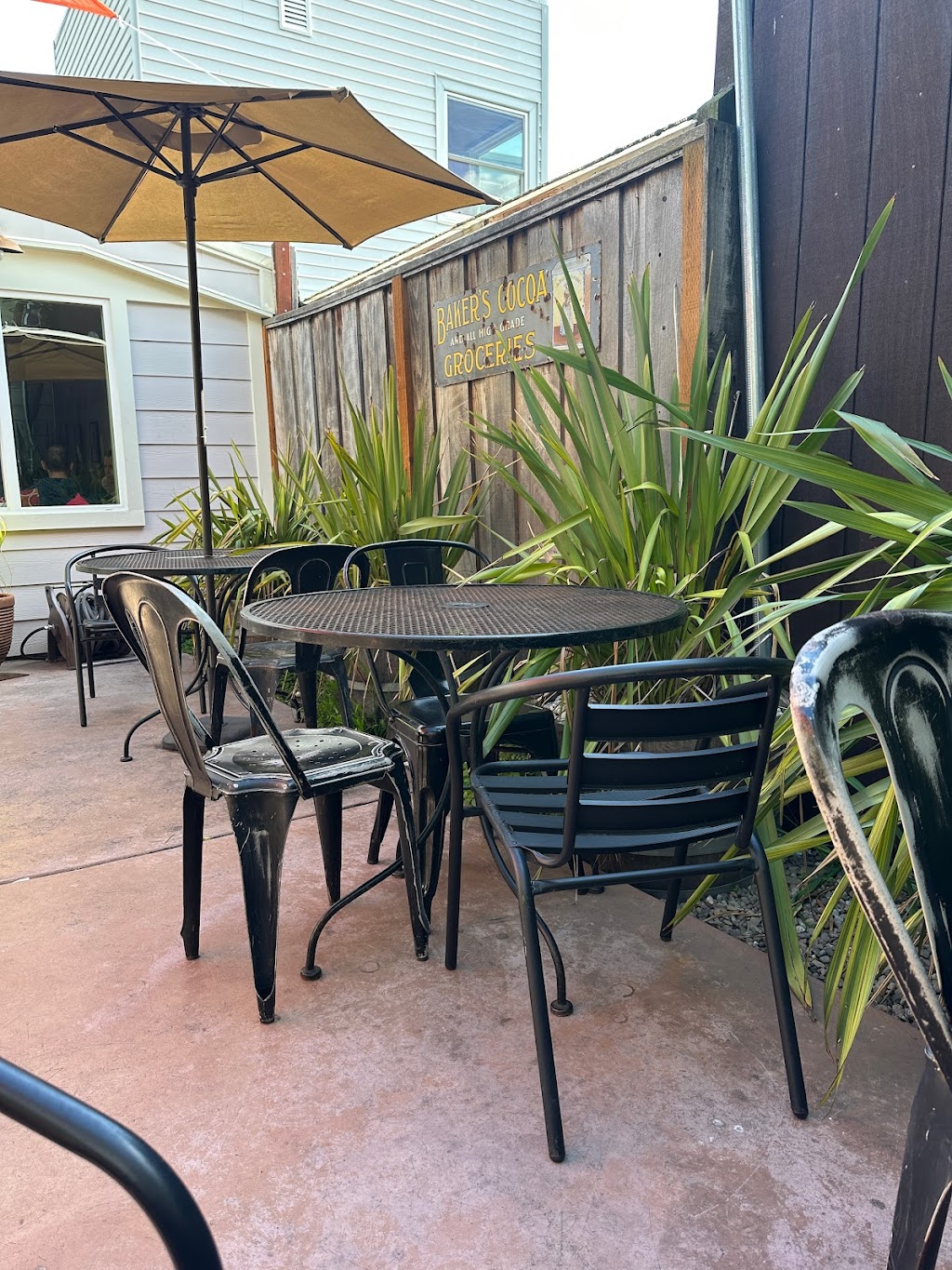 Progressive Grounds | cafe | 400 Cortland Ave, San Francisco, CA 94110, USA | 4152826233 OR +1 415-282-6233