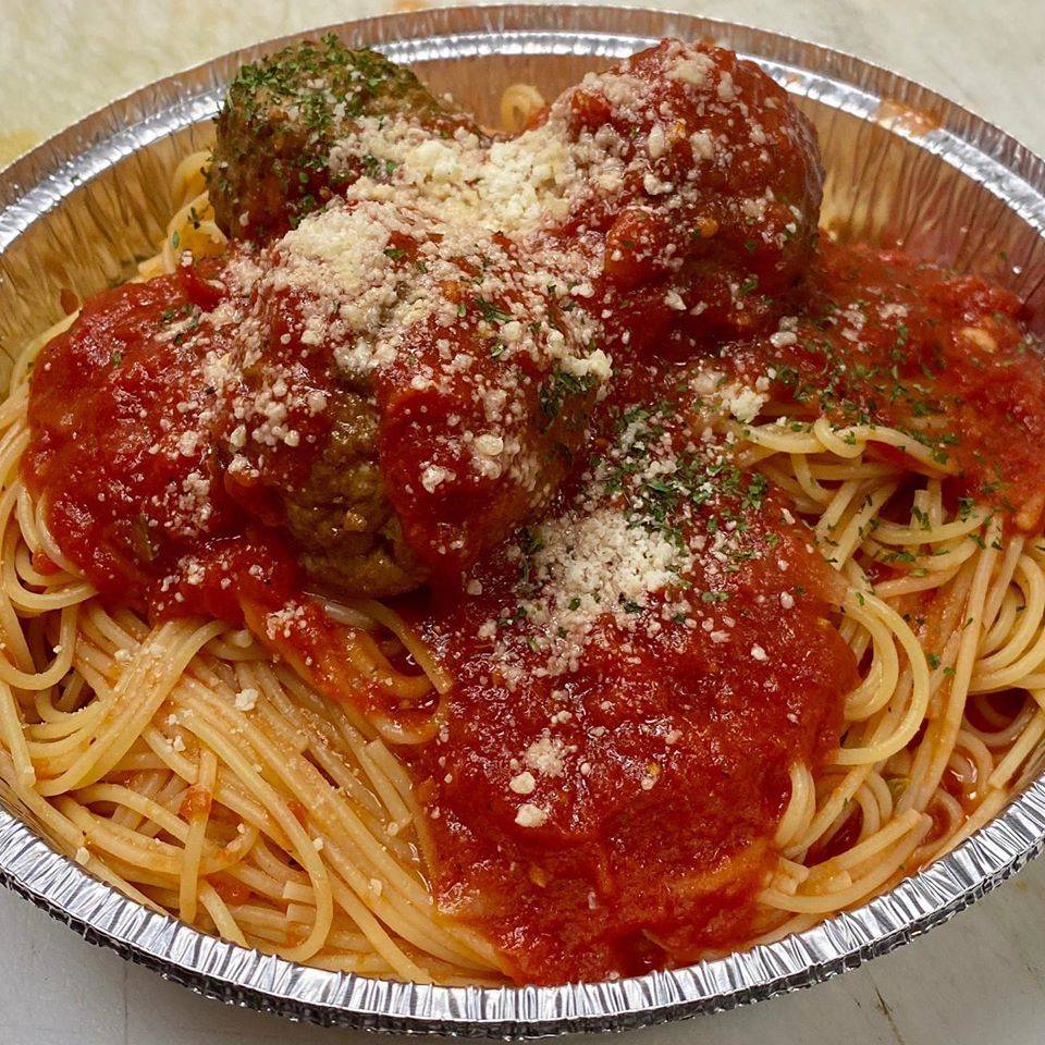 Mangia Pizza at the Fireplace | restaurant | 718 NJ-17 N, Paramus, NJ 07652, USA | 2014454100 OR +1 201-445-4100