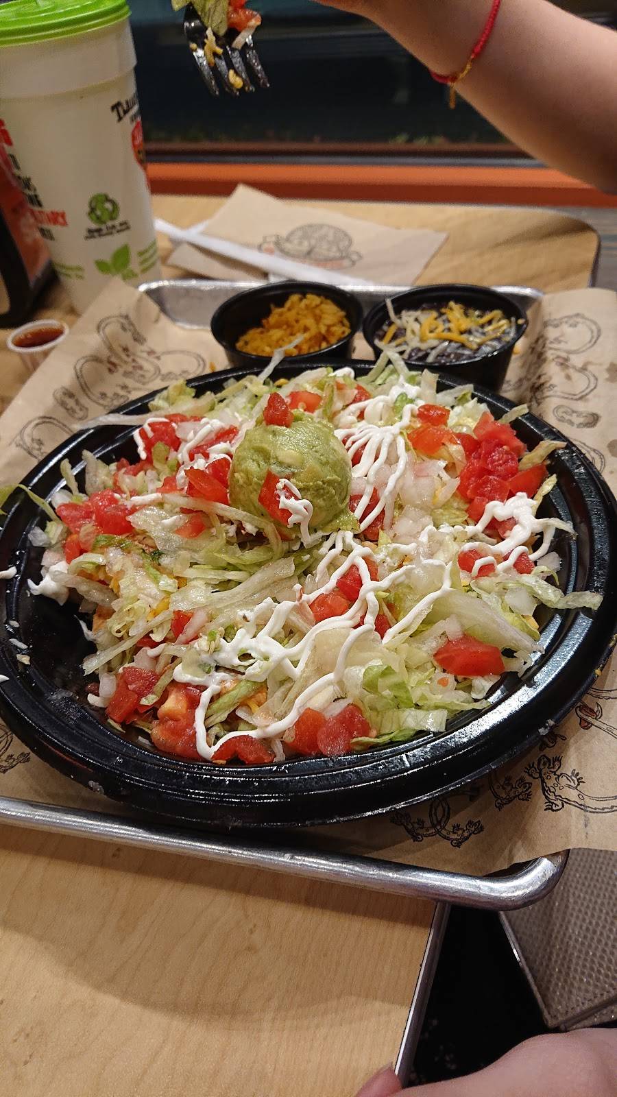 Tijuana Flats | restaurant | 6527 Old Brick Road, Windermere, FL 34786, USA | 4076021880 OR +1 407-602-1880