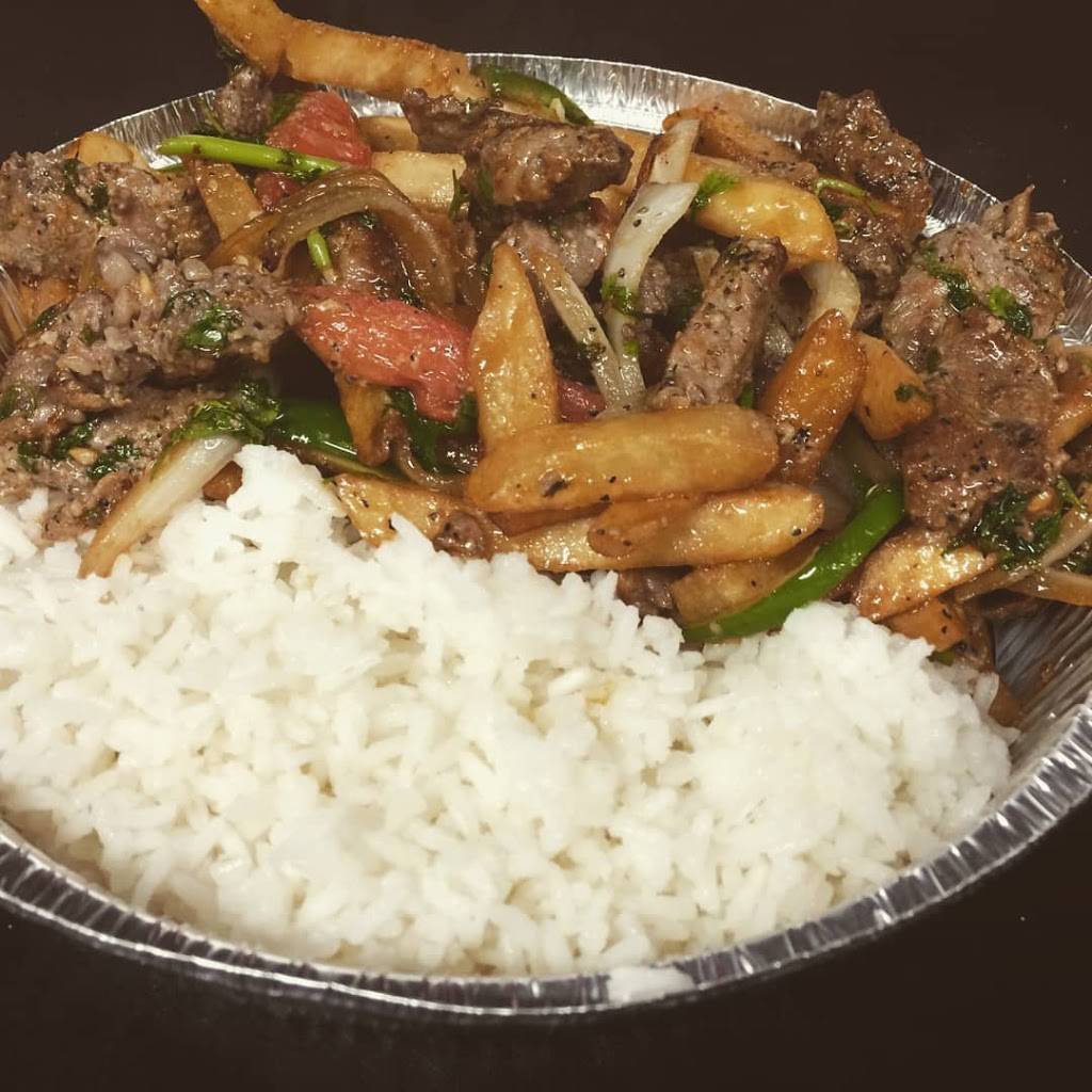 Daniels Food Truck | restaurant | 129 Atlantic St, Stamford, CT 06902, USA | 2035708892 OR +1 203-570-8892