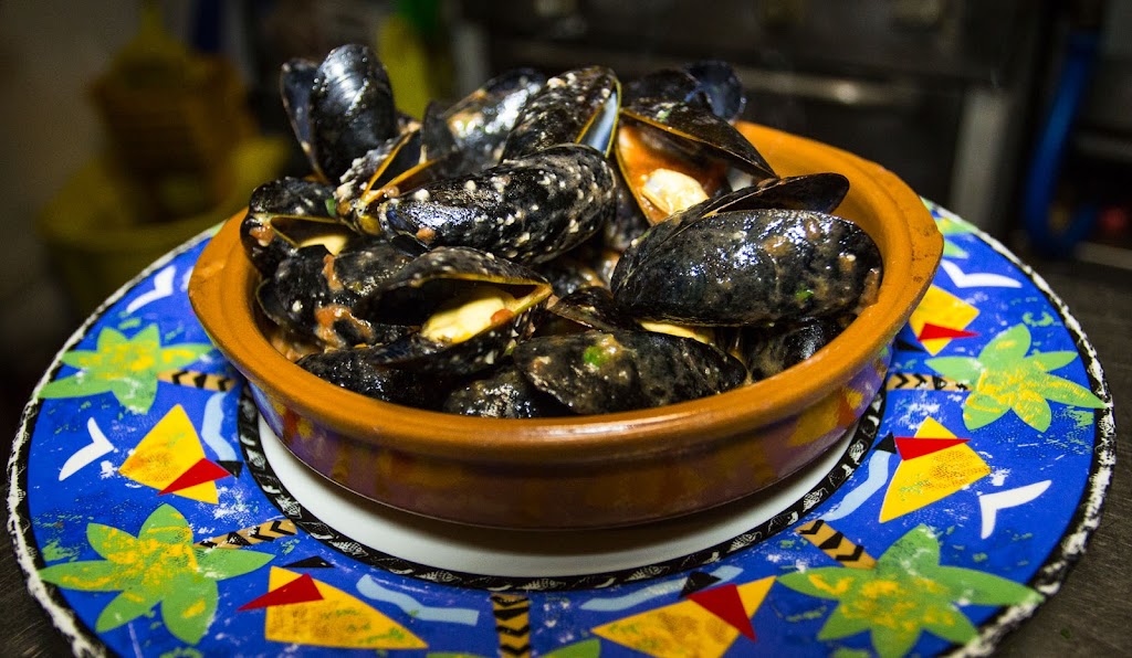 Cafe Seville | restaurant | 2768 E Oakland Park Blvd, Fort Lauderdale, FL 33306, USA | 9545651148 OR +1 954-565-1148