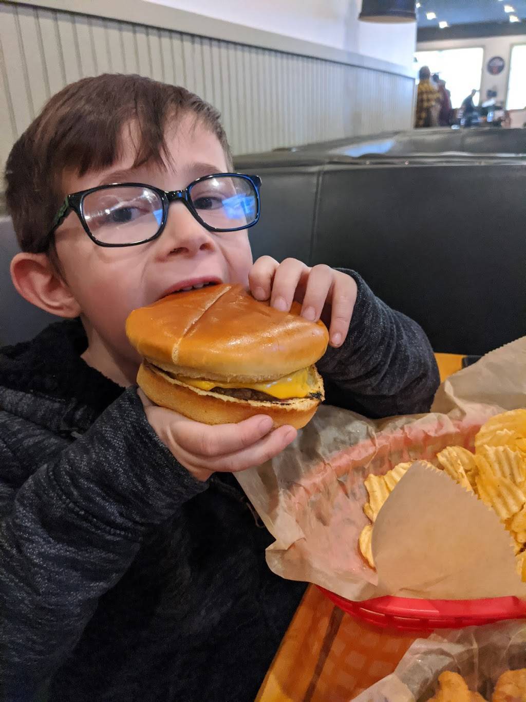 Town Club Elk Rapids | restaurant | 133 River St, Elk Rapids, MI 49629, USA | 2312649914 OR +1 231-264-9914